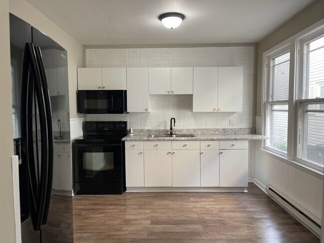 Foto del edificio - 111 Maffett St