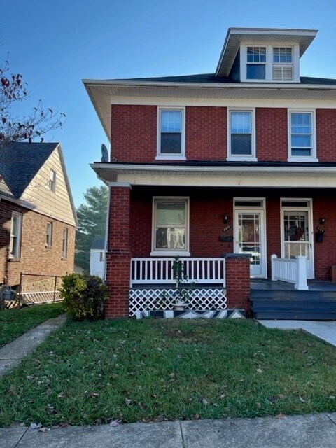 Primary Photo - 640 Guilford Ave