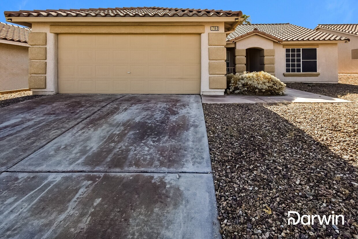 Primary Photo - 780 Palo Verde Dr