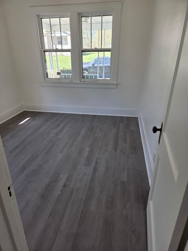 Foto del edificio - 2304 N Ellis St