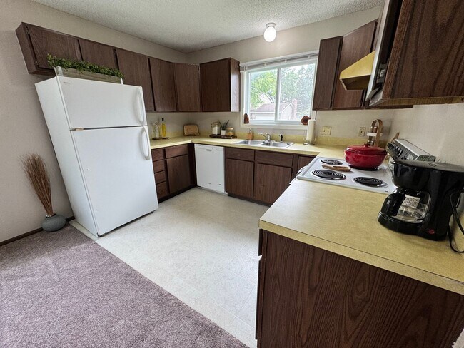 Foto del edificio - 3 bed, 1.5 bath duplex for rent in Cedar Falls