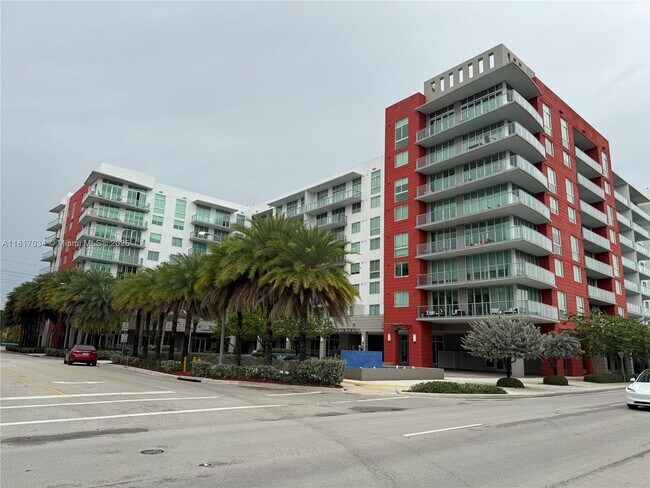 Foto del edificio - 7825 NW 107th Ave