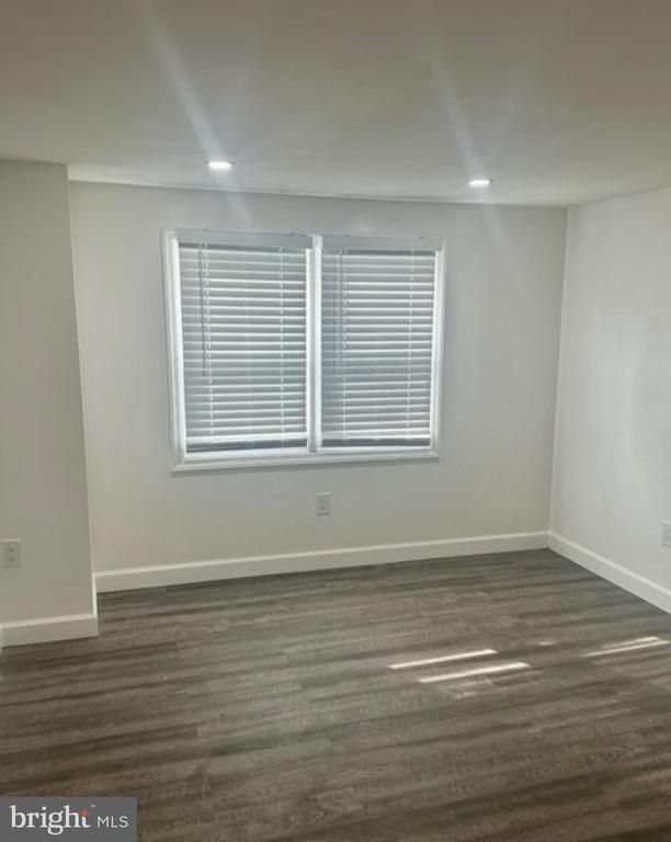 Foto del edificio - 529 Queen St