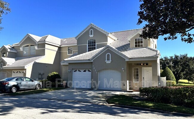 Building Photo - 7021 Della Dr