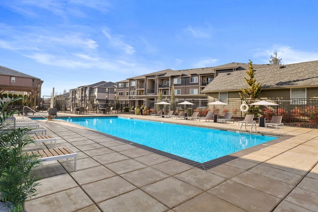 Pool - Cedar Falls