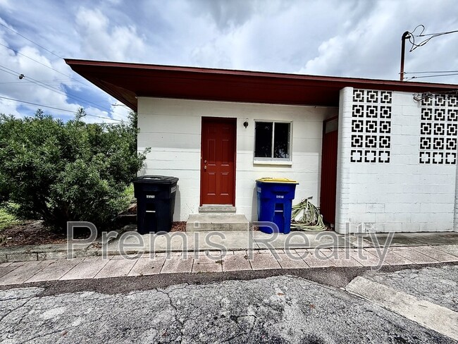 Foto del edificio - 103 N Lincoln Ave
