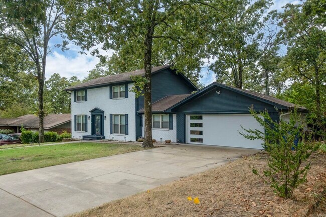 Building Photo - 7109 Sequoyah Ln