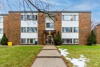 Building Photo - College Avenue Apartments