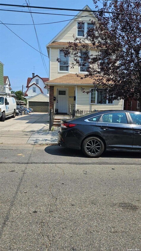 Foto principal - 94-25 116th St