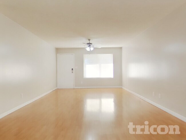 Foto del edificio - 1824 W Cheyenne Dr