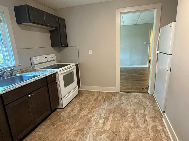 Foto del edificio - 820 Hall St