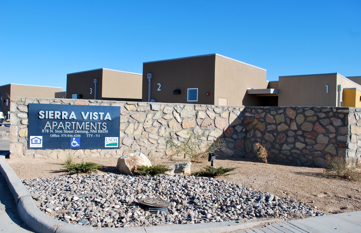 Primary Photo - Sierra Vista Apartments