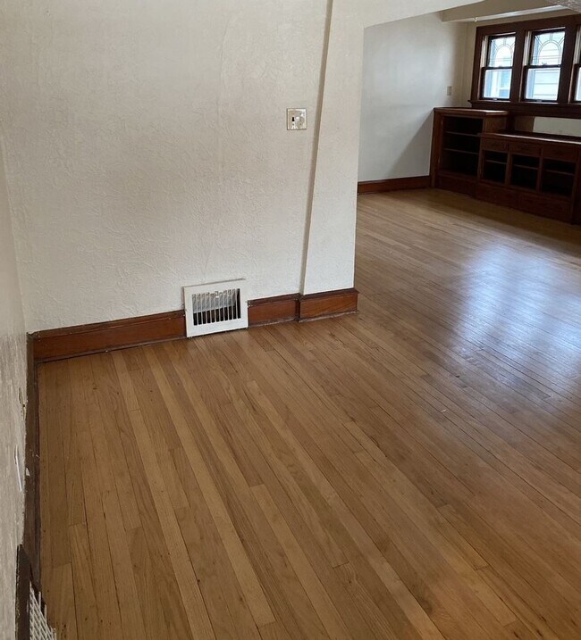 Foto del edificio - 2748 N 44th St