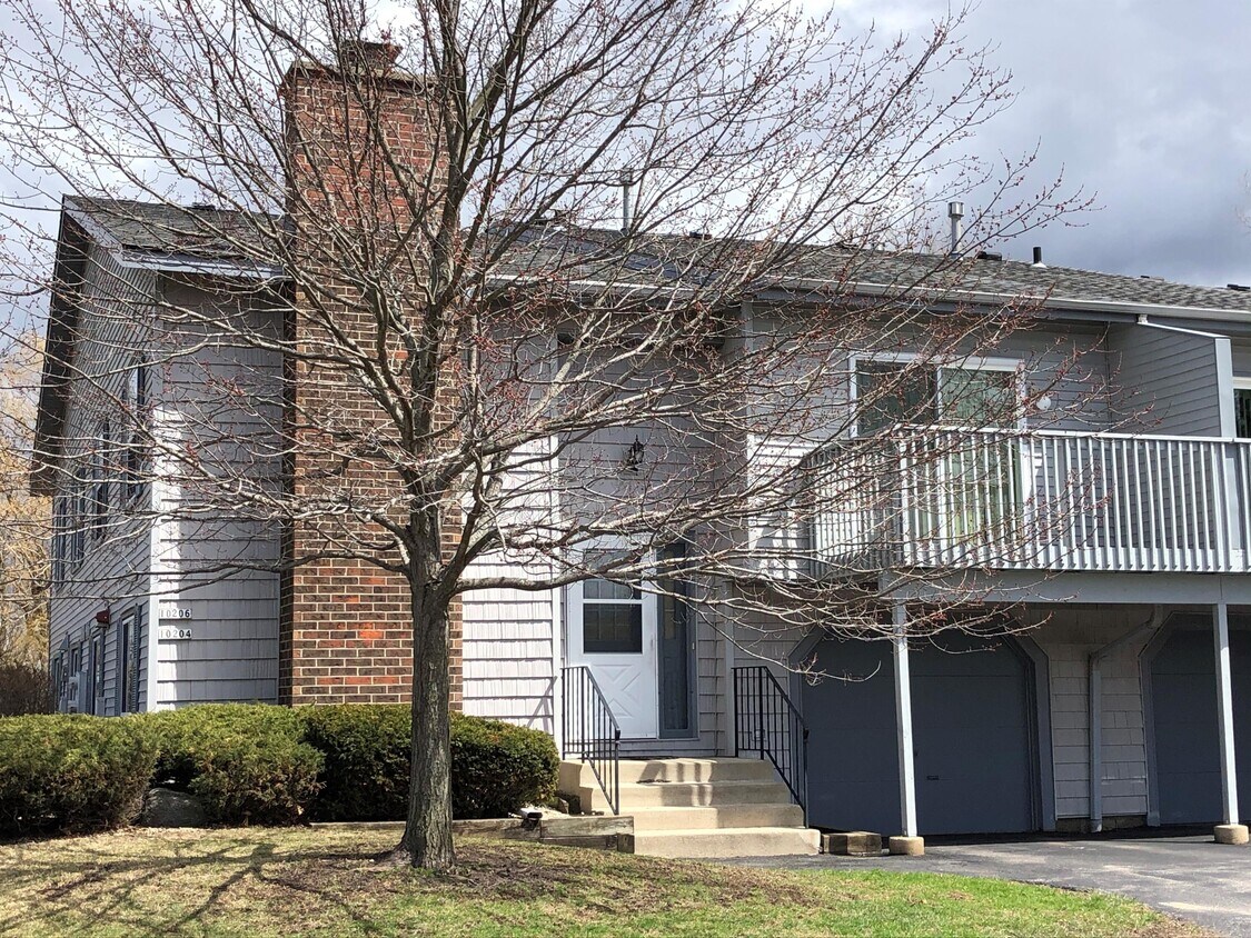 Primary Photo - 10204 Parkedge Cir