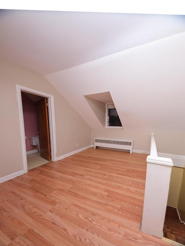 Building Photo - 115 Dalhousie St