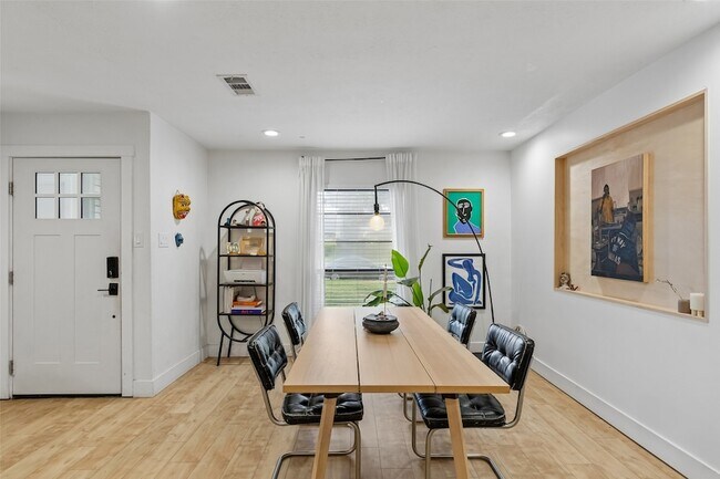 Building Photo - 3818 Ruidosa Ave