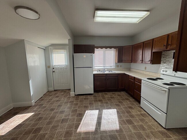 Foto del edificio - 2216 Roanoke Ln