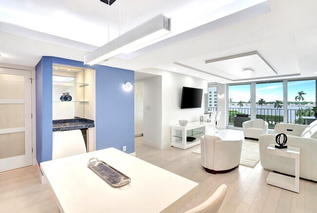 Building Photo - 1801 S Flagler Dr