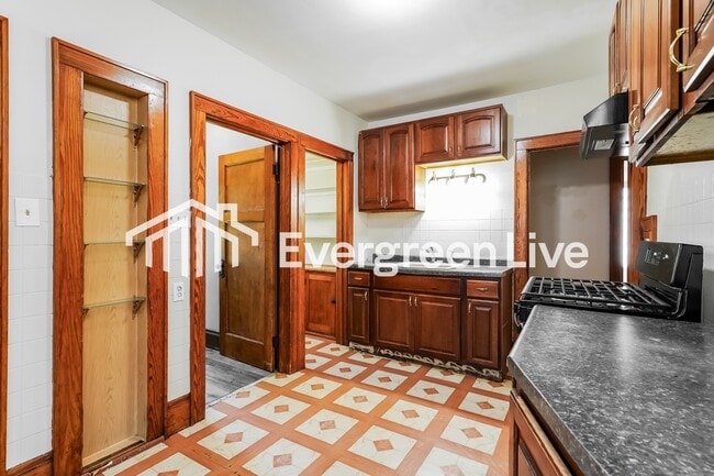 Building Photo - 2523 N 50th St