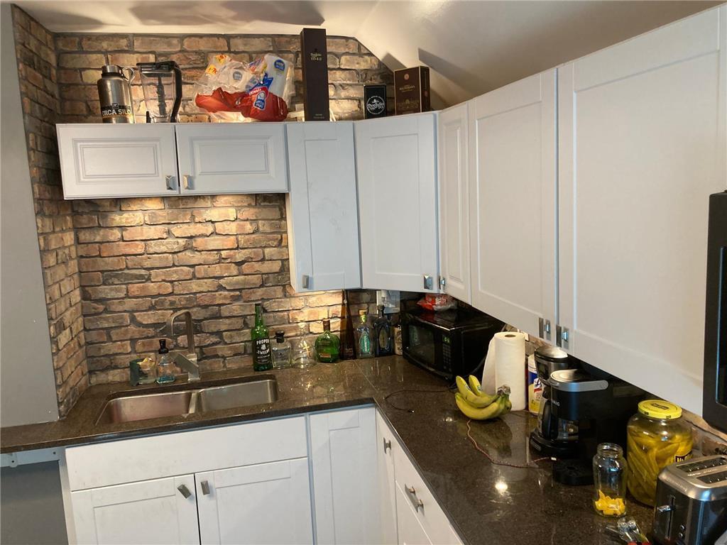 Primary Photo - 1129 Payne Ave