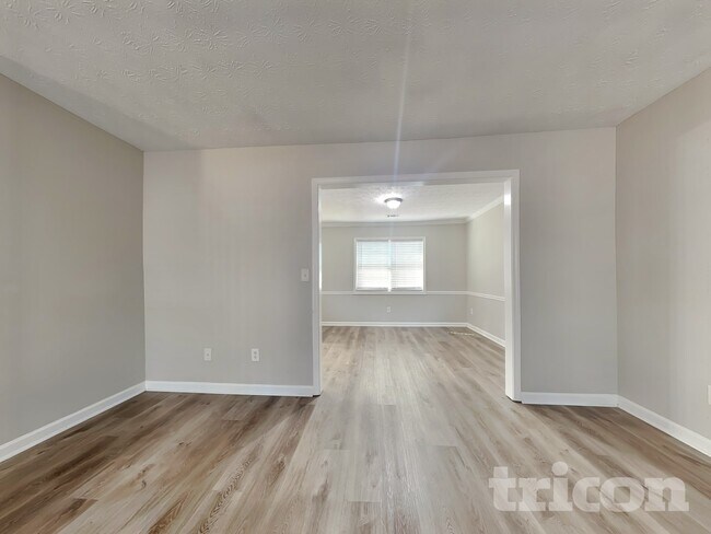 Foto del edificio - 3845 Forsythia Way