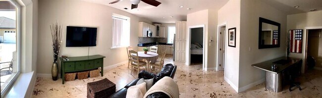 Building Photo - 304 River Ranch Cir