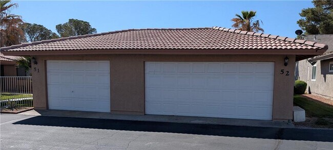 Foto del edificio - 27535 Lakeview Dr