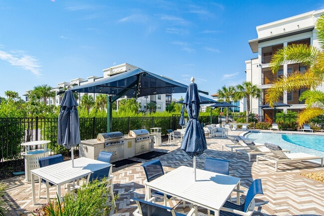 Foto del edificio - 8890 Founders Square Dr