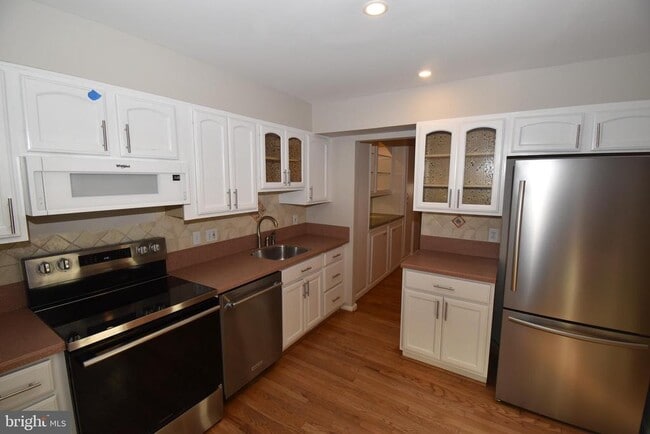 Foto del edificio - 1342 Chetworth Ct