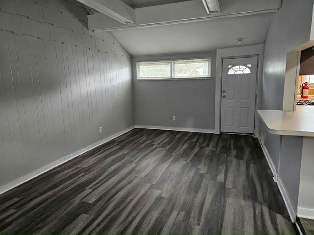 Building Photo - 1 Aster Ln
