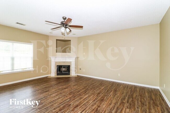 Building Photo - 8151 Blue Lagoon Dr