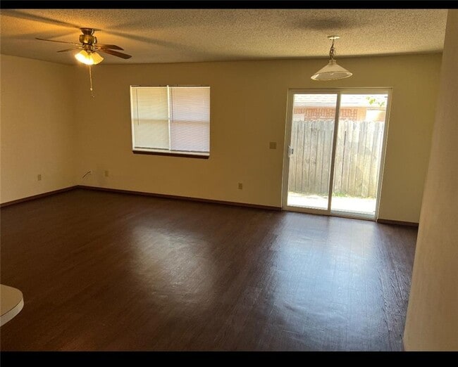 Building Photo - 3103 Adrian Ave