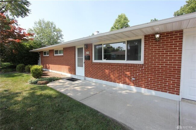 Foto del edificio - 6529 Harshmanville Rd