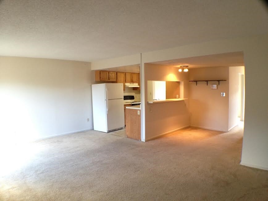 1944 Darnell Dr, Virginia Beach, VA 23455