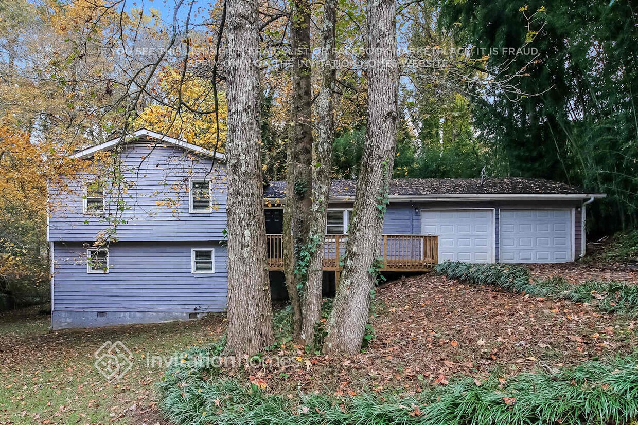 Primary Photo - 2984 Sawgrass Trail SW