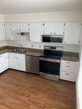 Building Photo - 1001-1007 Brookwood Dr