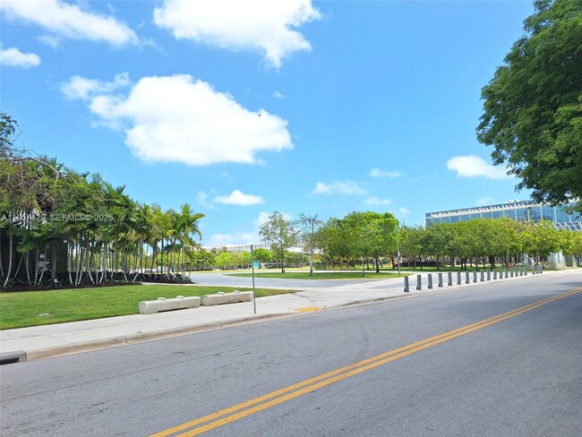 Building Photo - 1770 Meridian Ave