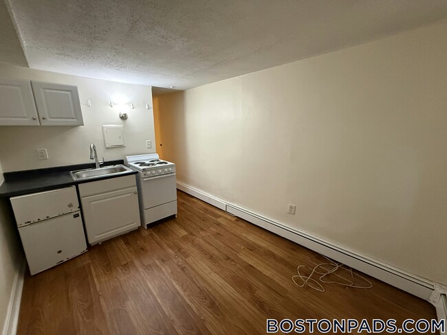 Building Photo - 51 S Huntington Ave