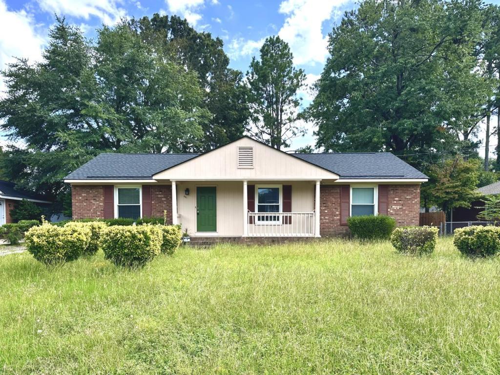 Primary Photo - 461 Morningside Dr