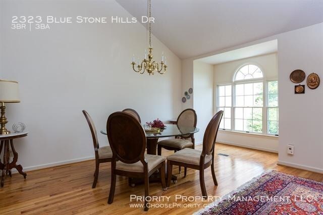 Building Photo - 2323 Blue Stone Hills Dr