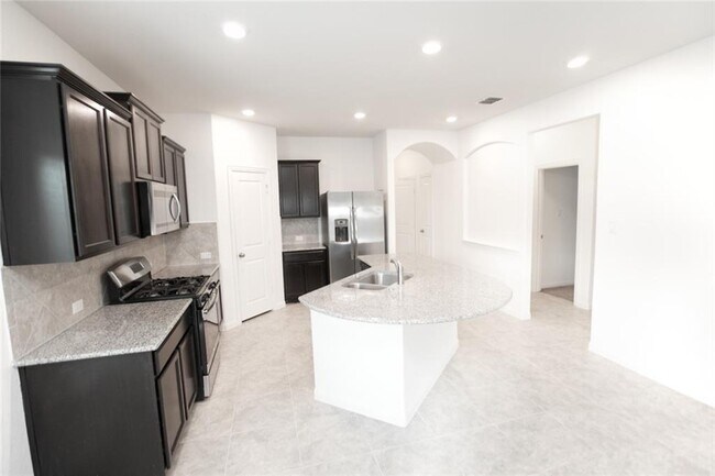 Building Photo - 361 Shale Cir