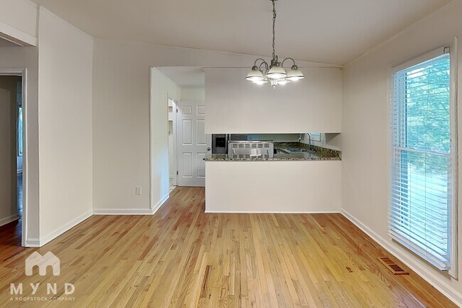 Foto del edificio - 7954 Tiburon Cir