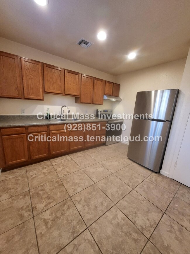 Building Photo - 2024 N 2nd St