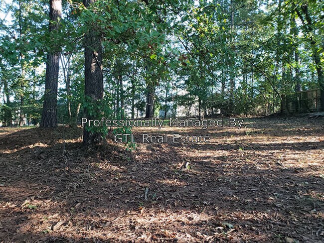 Building Photo - 508 Carlton Dr