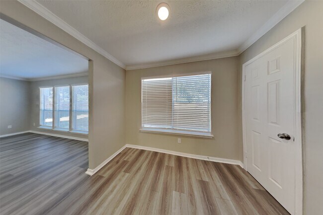 Building Photo - 21406 Park Post Ln