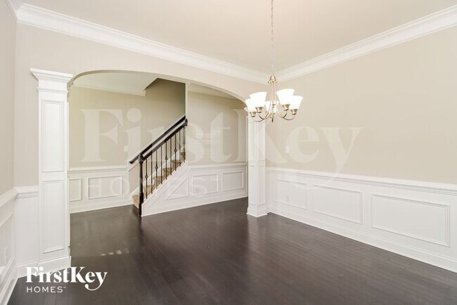 Foto del edificio - 2207 Talon Dr