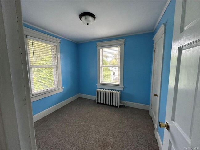 Building Photo - 80 Verplanck Ave
