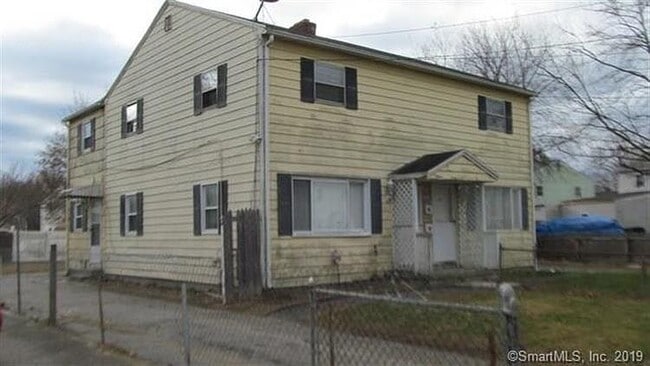 Building Photo - 30 Priscilla Ln