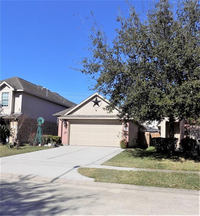 Foto del edificio - 13715 Rural Oak St