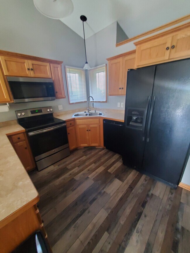 Building Photo - 7286 Kahler Cir